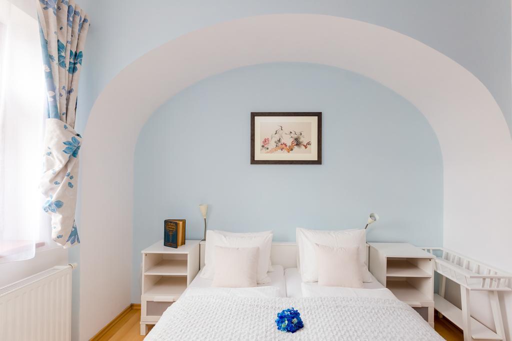 Pstrossova Vila - U Klasterni Zahrady Bechyně Extérieur photo